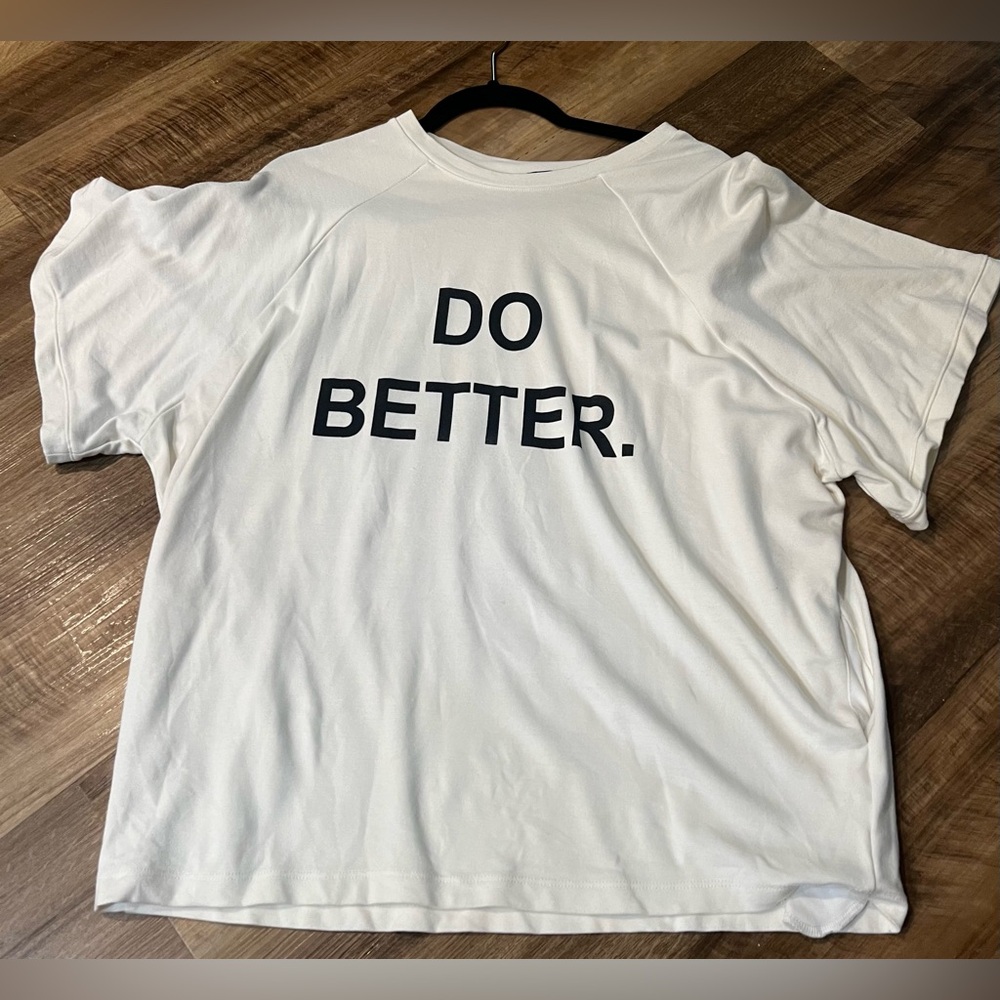 White Hidden Side Pocket T-Shirt with 'Do Better' Print